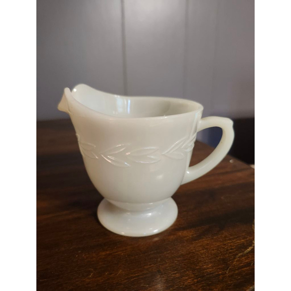 Rare Vintage Gray Fire King Sugar Bowl and Creamer - Picture 4 of 4